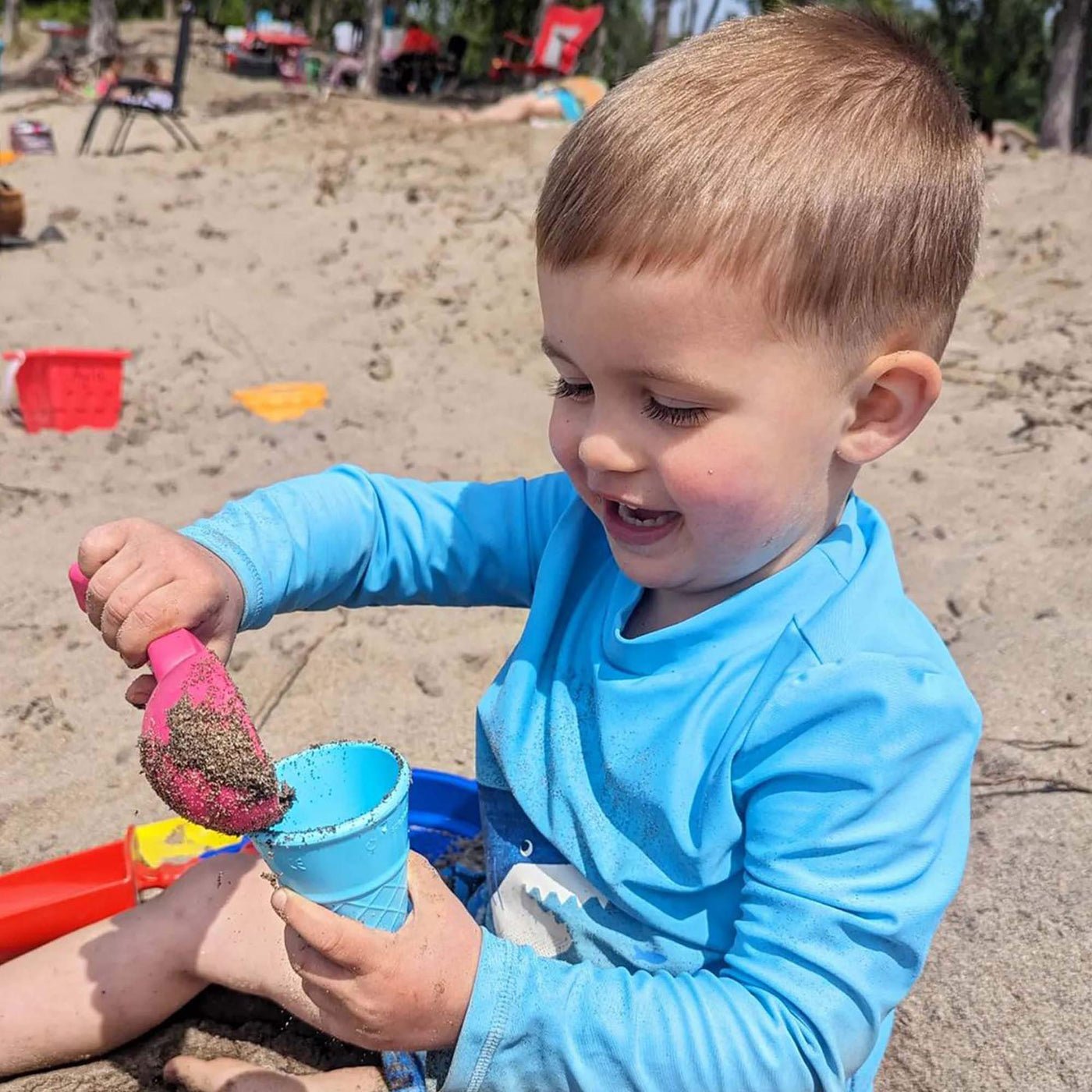 Ice Cream 5 Piece Set with 4 Cones and a Scoop - HABA USA